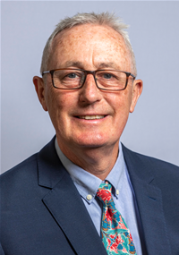 Profile image for Councillor Ron McCrossen